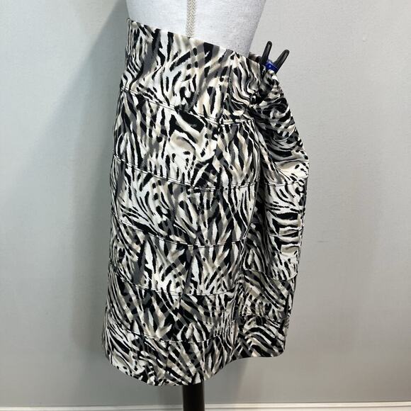 Alfani Skirt size Extra Large Black Gray Stretch Straight Jungle Knee Career - Picture 4 of 6